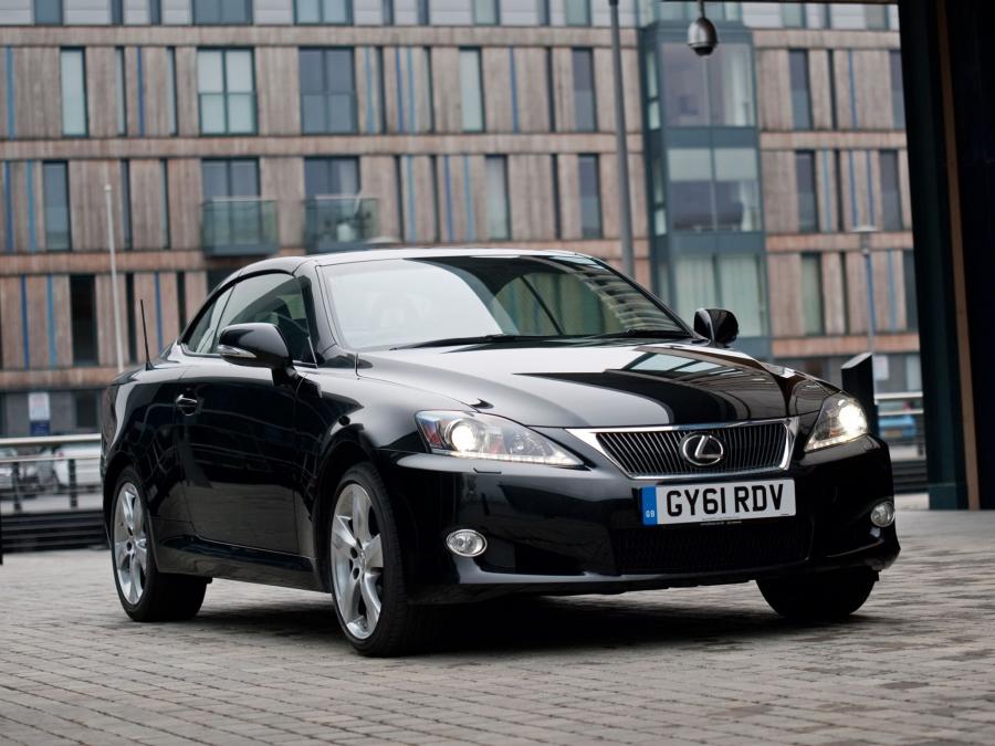  Lexus IS250C 2011 года  (UK) (фото 3 из 13)